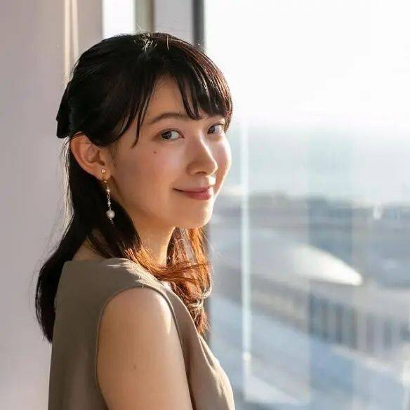 ！各个肤白貌美大长腿太性感美艳九游会J9国际十大日本美女主播(图2)